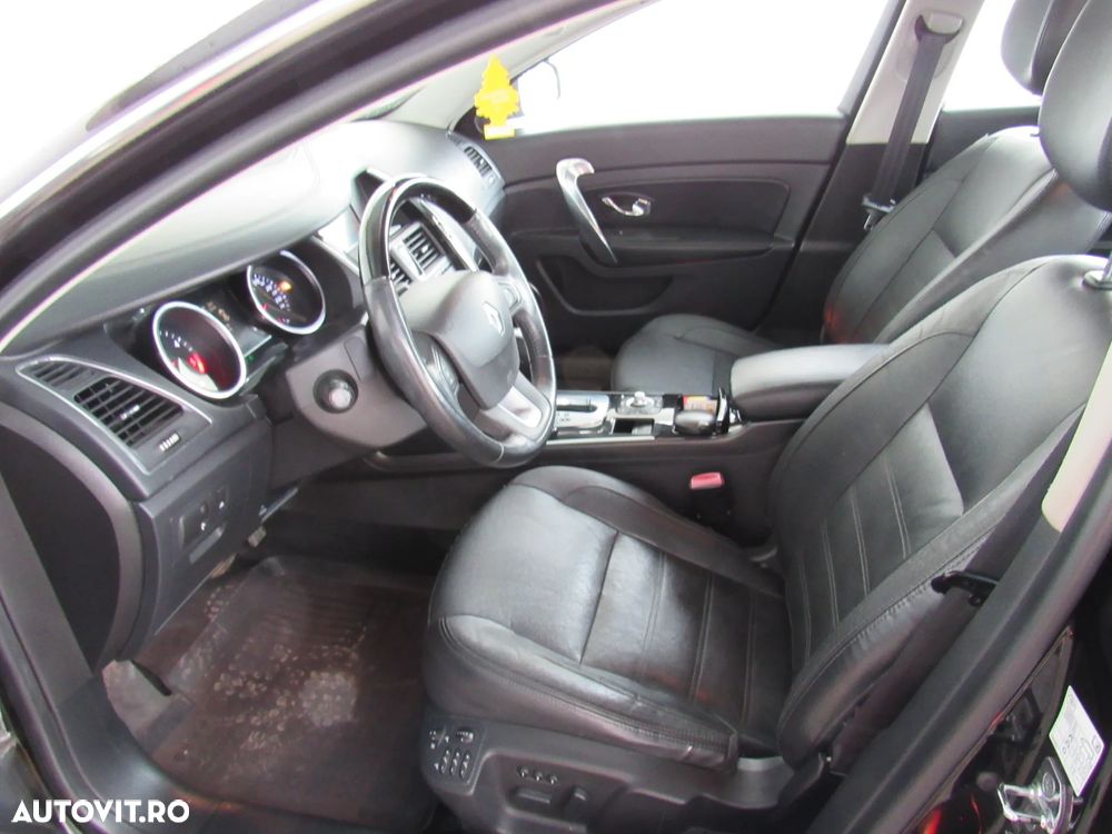 Renault Latitude - 8