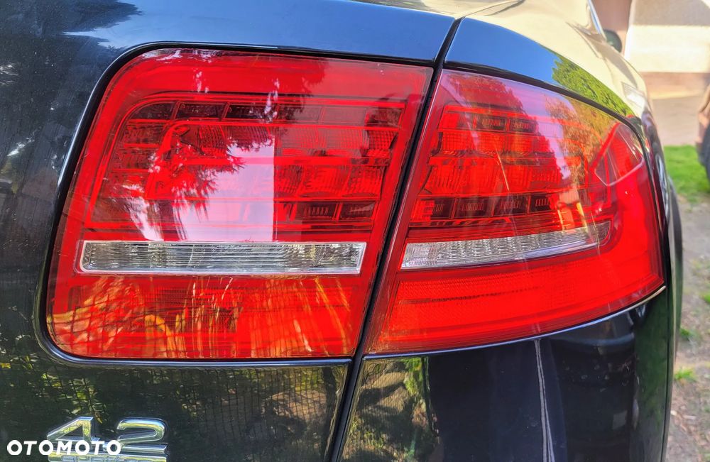 Audi A8 4.2 FSI L Quattro - 24