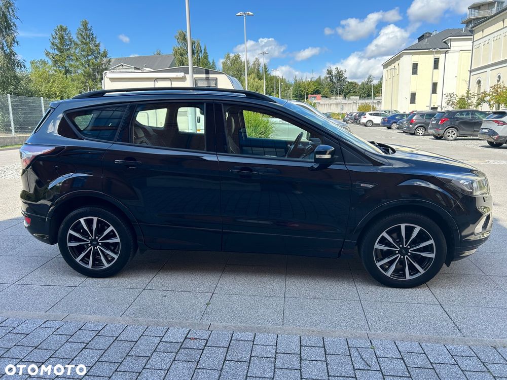 Ford Kuga 1.5 EcoBoost 2x4 ST-Line - 6