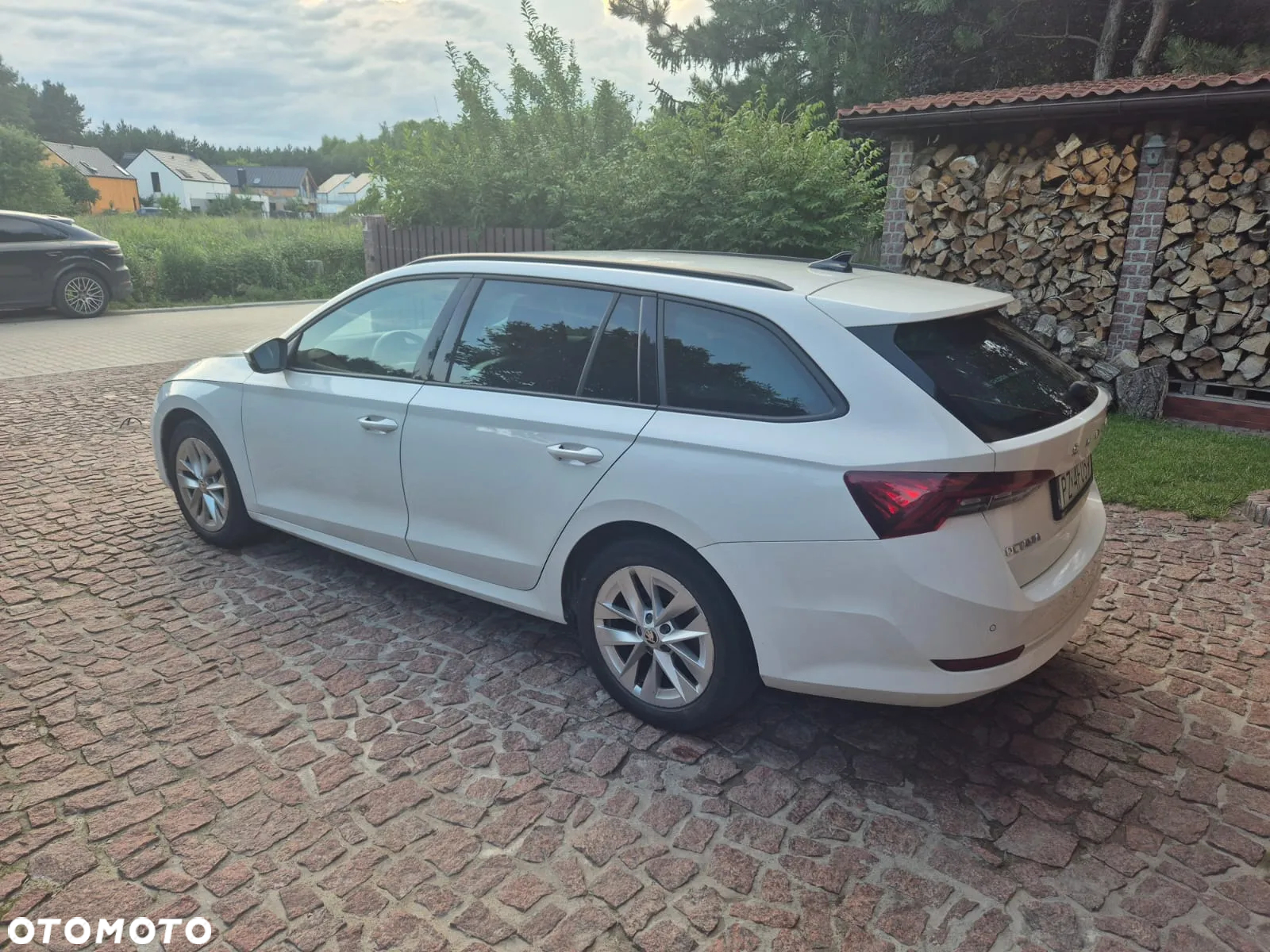 Skoda Octavia 2.0 TDI Ambition DSG - 3