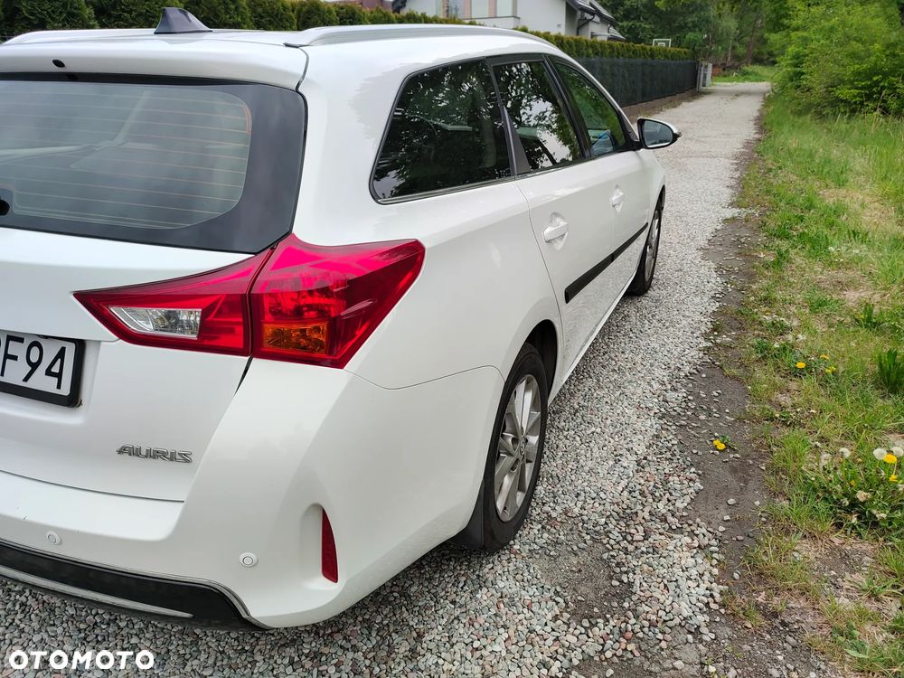 Toyota Auris - 4