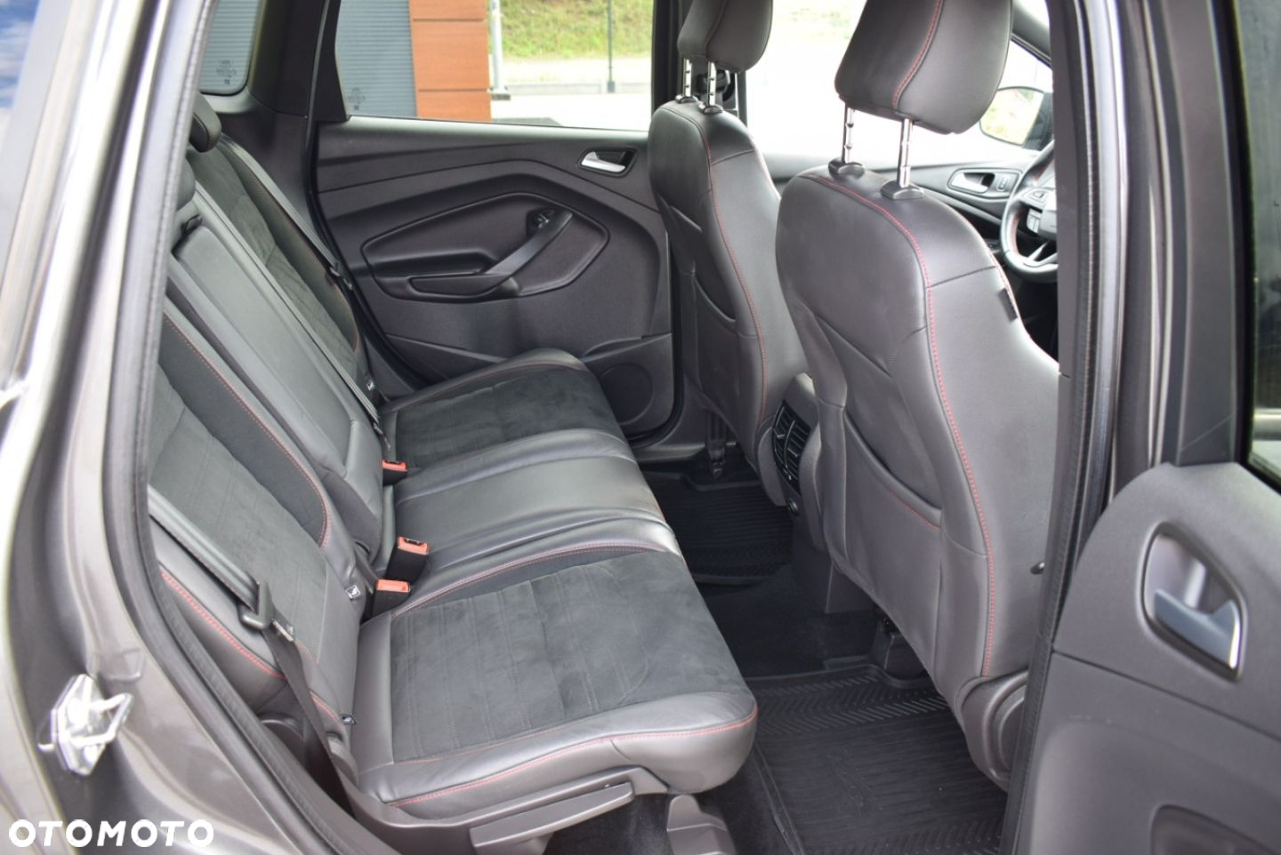 Ford Kuga - 24