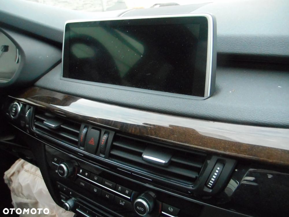 BMW X5 xDrive35i - 5