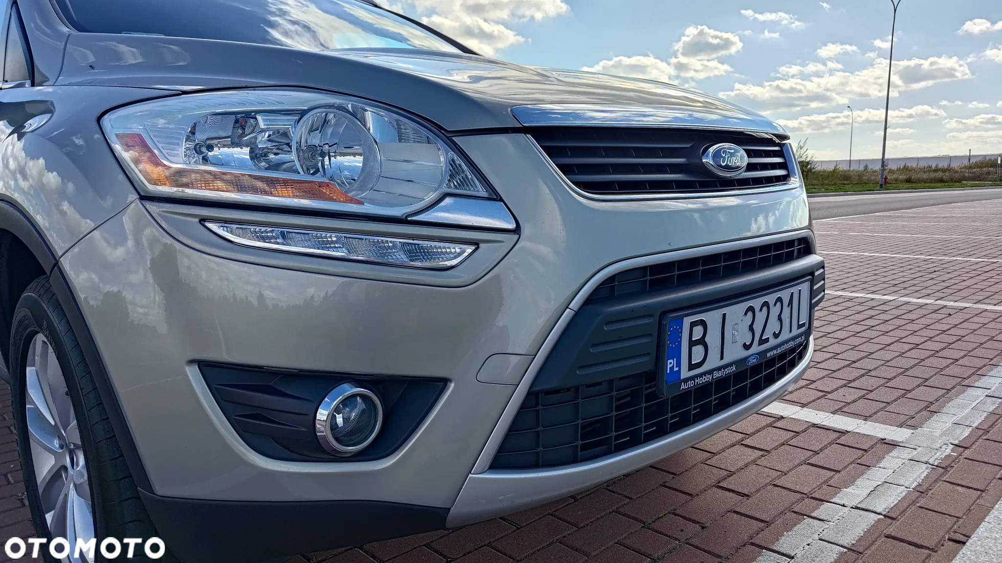 Ford Kuga 2.0 TDCi Titanium FWD - 14