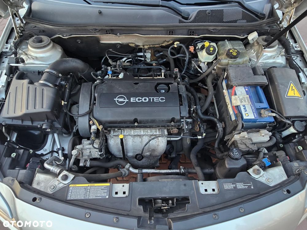 Opel Insignia 1.8 Cosmo - 30