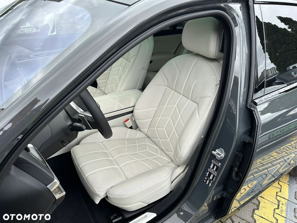BMW Seria 7 740d xDrive mHEV M Sport sport - 10