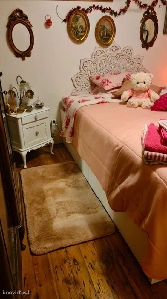 Quarto - localizado em Santos Lisbon - Grande imagem: 5/24