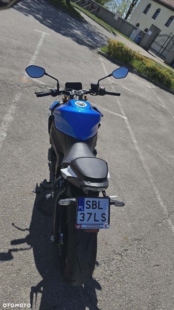 Suzuki GSX 1000 - 9