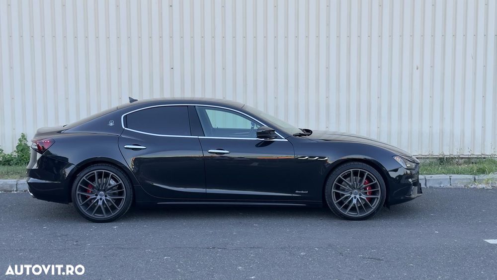 Maserati Ghibli S Q4 GranSport - 13