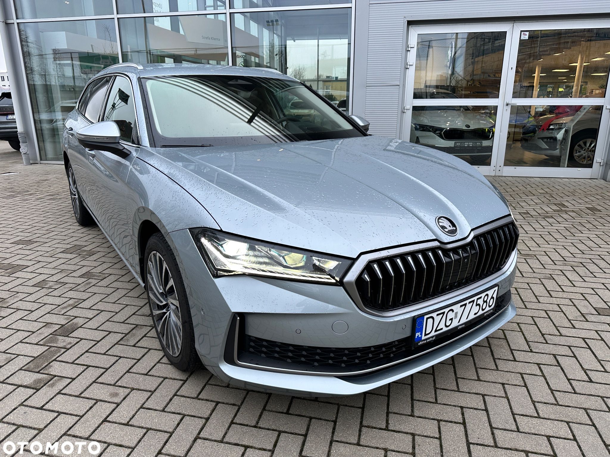 Skoda Superb 2.0 TDI SCR 4x4 L&K DSG - 1