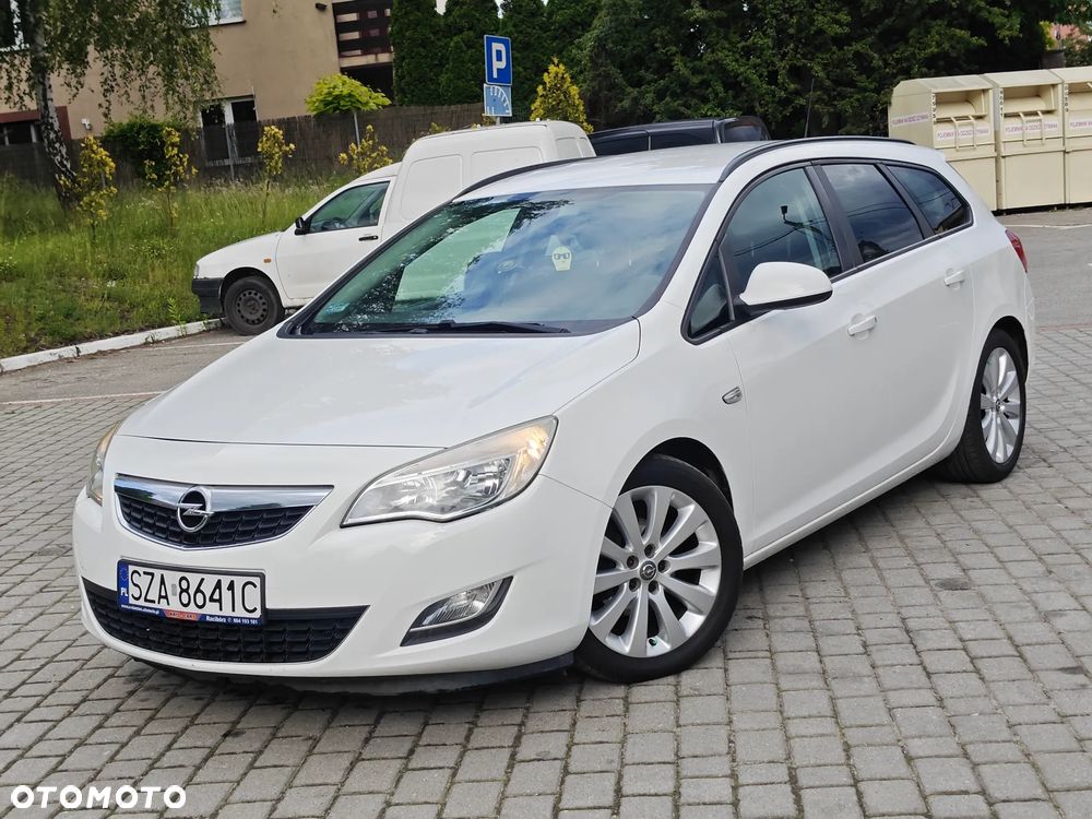 Opel Astra 1.4 T Cosmo - 1