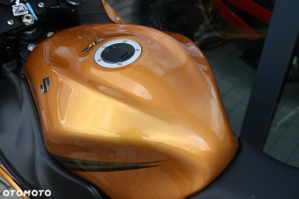 Suzuki Hayabusa - 10