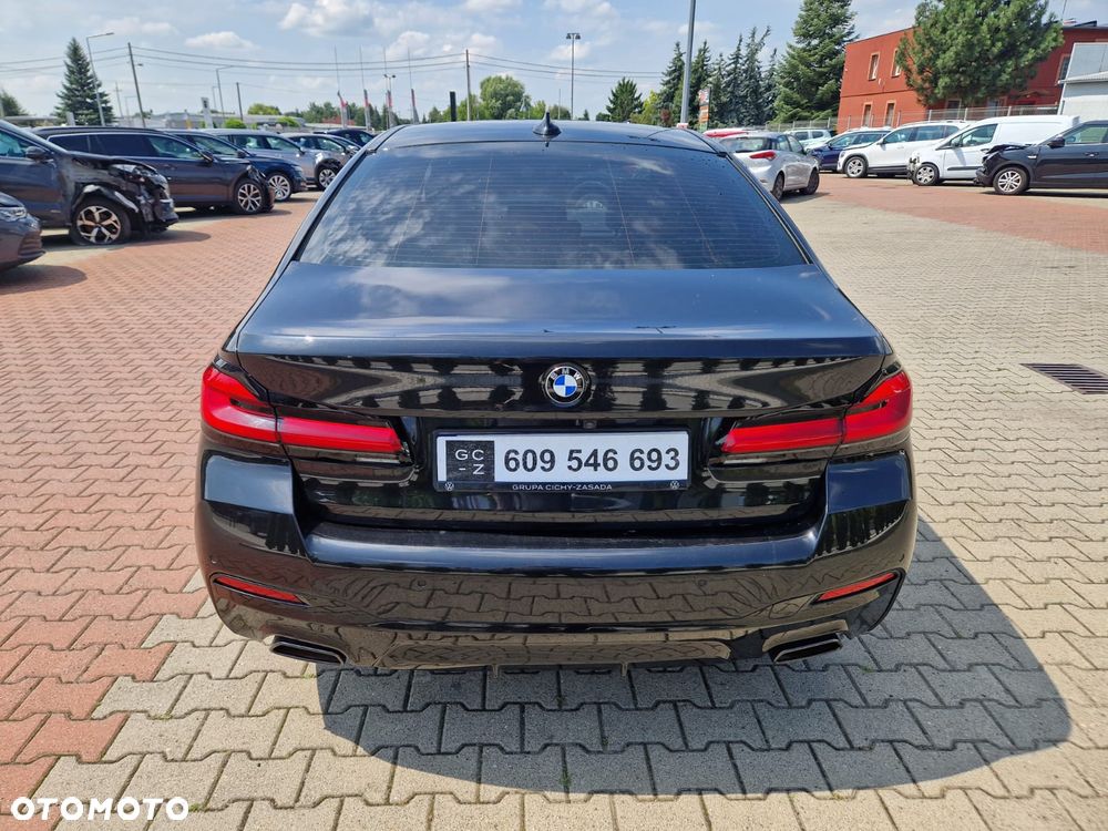 BMW Seria 5 520d xDrive mHEV M Sport sport - 9
