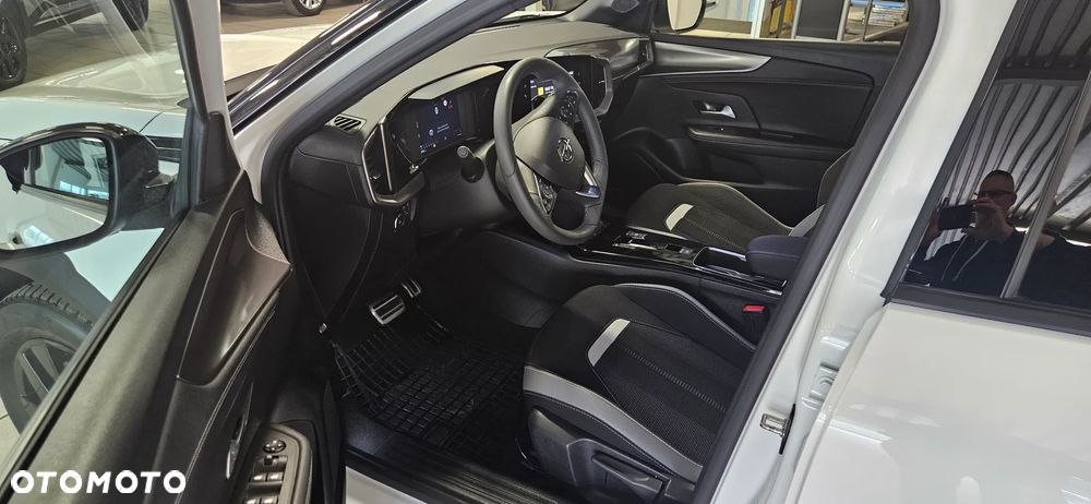 Opel Mokka 1.2 T Edition S&S - 8