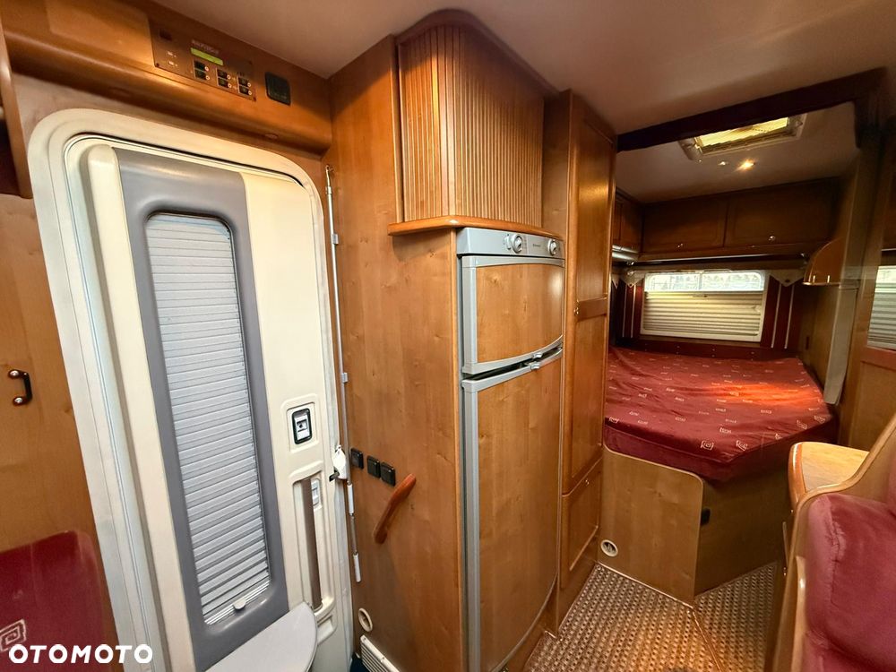 Rapido 987M Mercedes - 10