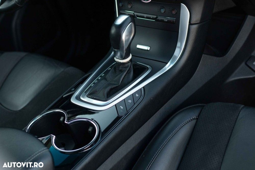 Ford Edge 2.0 TDCi Powershift Sport - 26