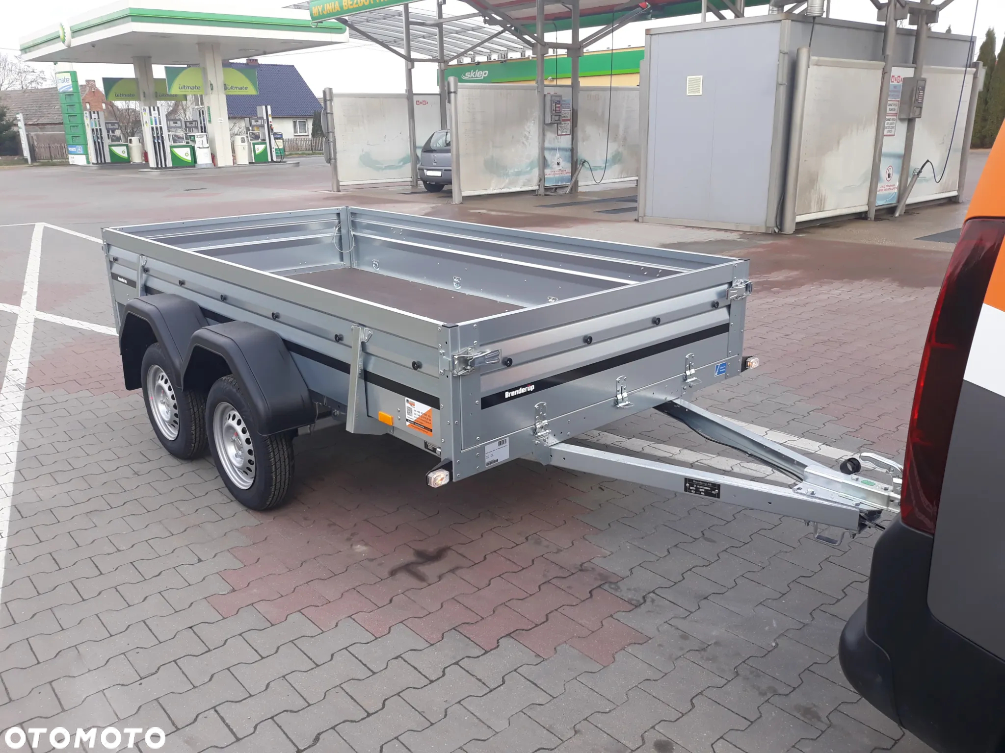 Brenderup 2300ST 750kg - 5