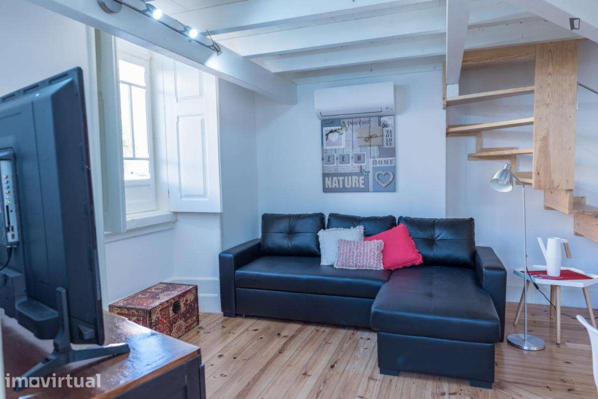 Apartamento com 3 quartos - localizado em Montes Claros Coimbra - Grande imagem: 4/26