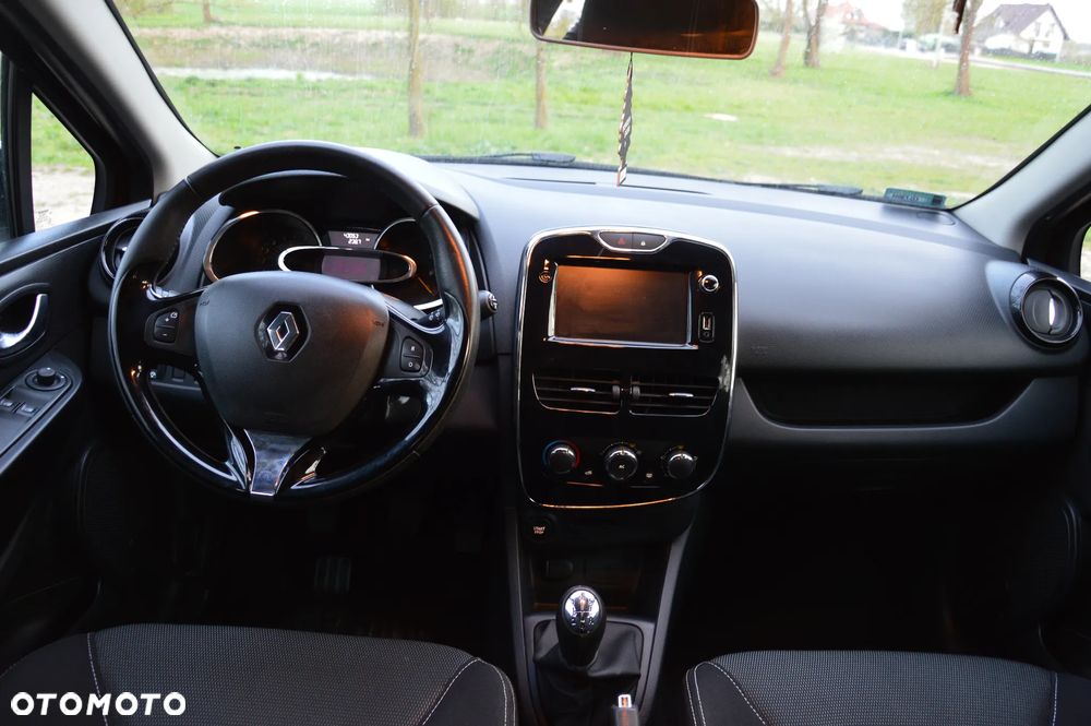 Renault Clio - 16