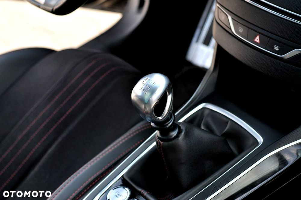 Peugeot 308 2.0 HDi Allure - 21