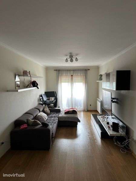 Arrendo apartamento T2 Bragança - Grande imagem: 3/8