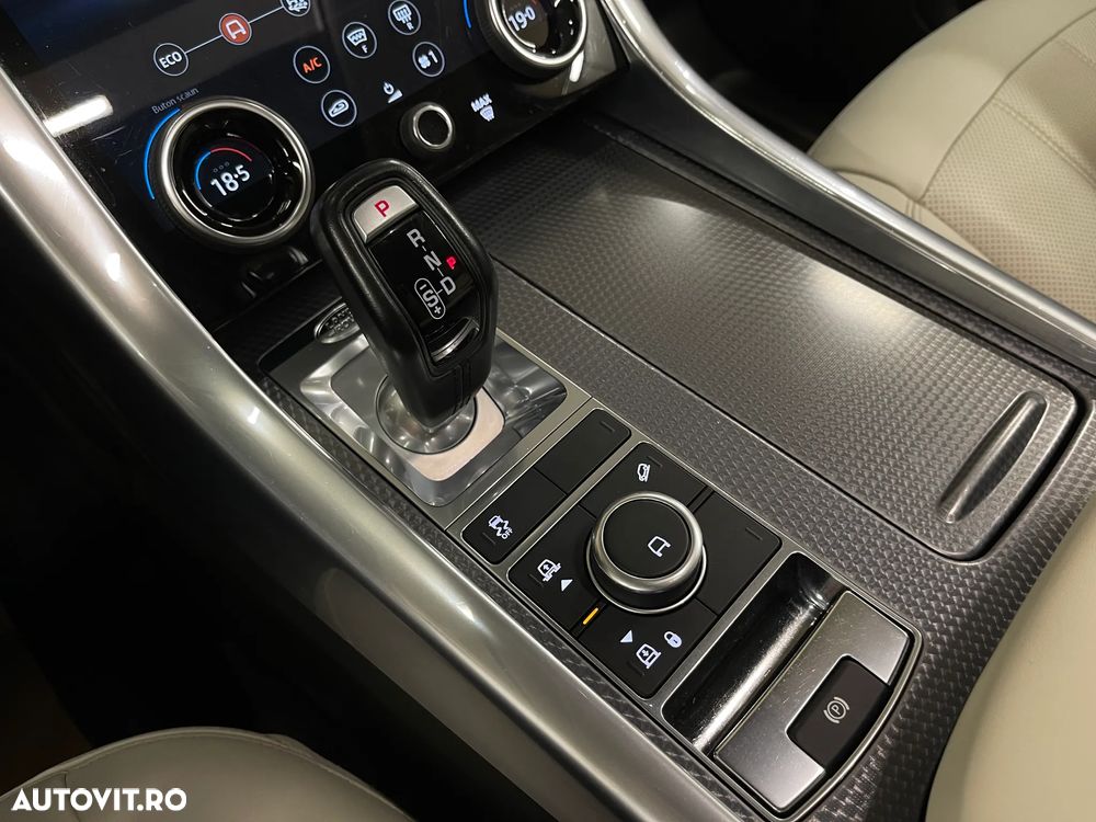 Land Rover Range Rover Sport 3.0 I6 D250 MHEV HSE Dynamic - 27
