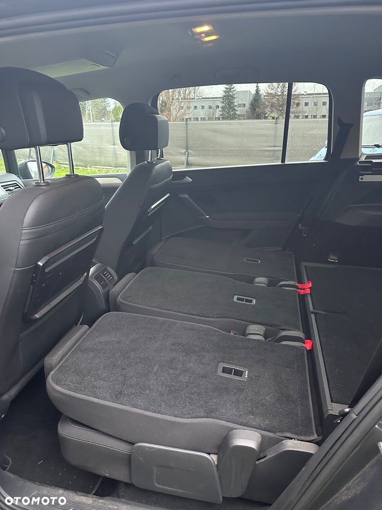 Volkswagen Touran 2.0 TDI BMT Active DSG - 30