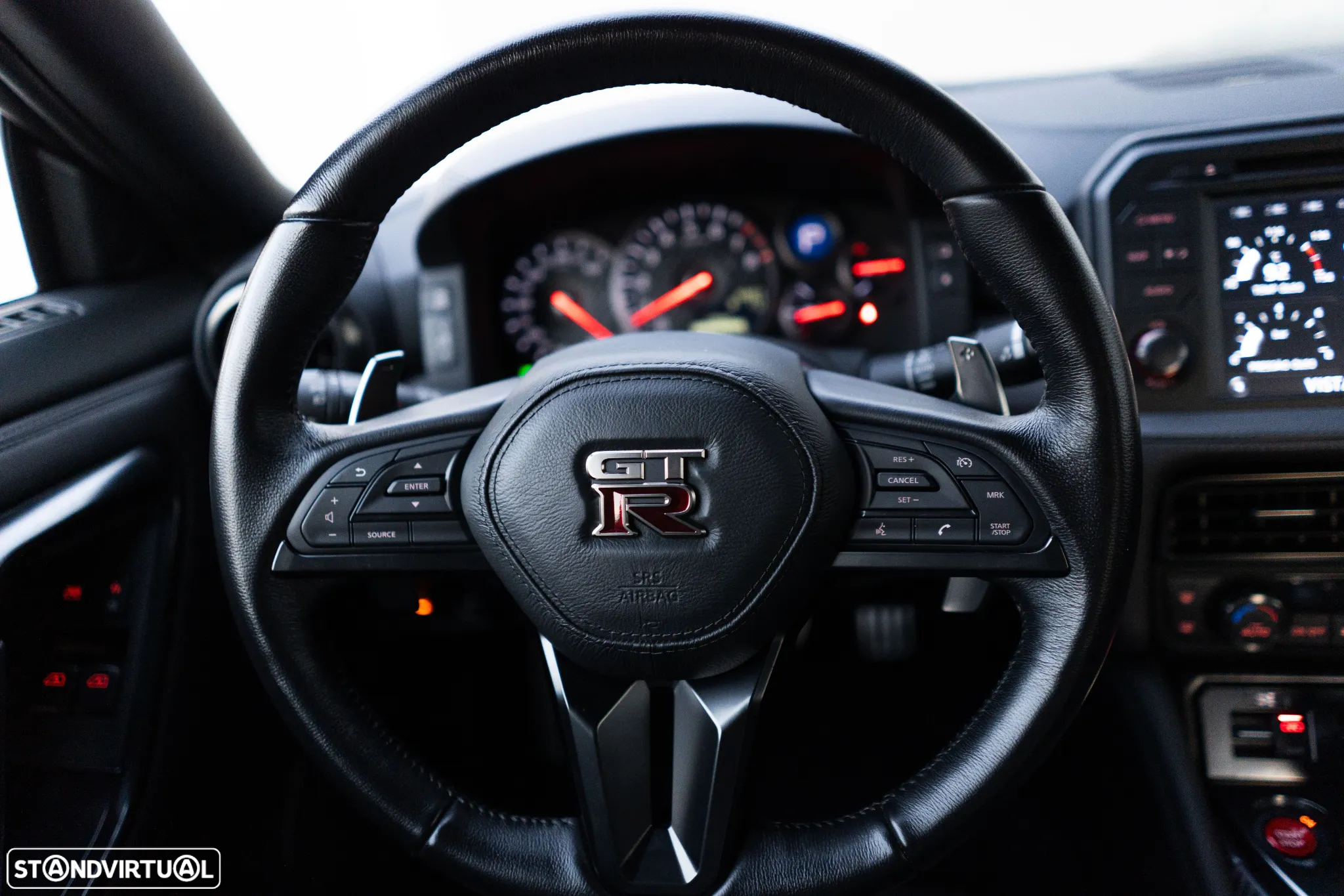 Nissan GT-R 3.8 V6 Black Edition - 23