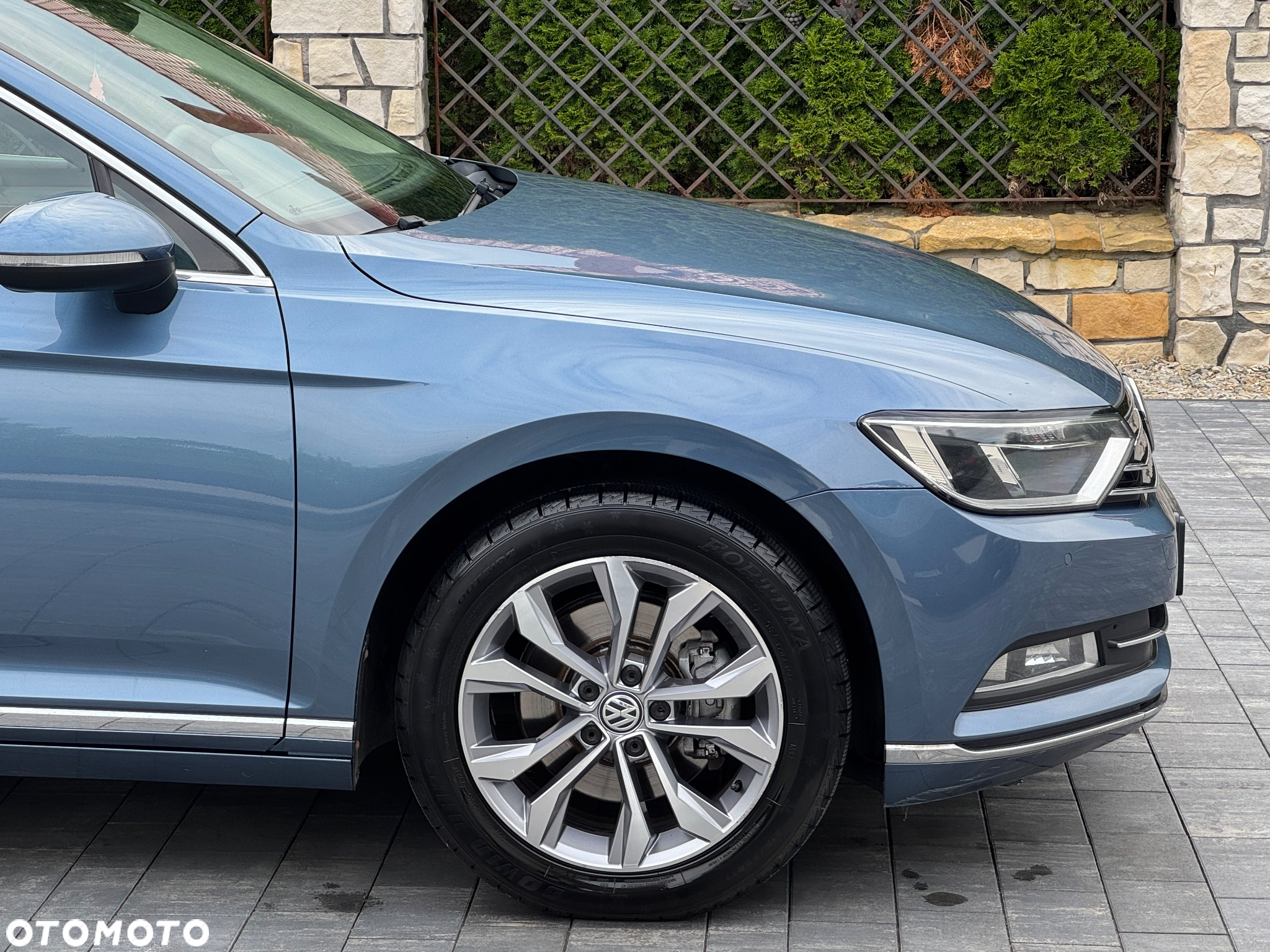 Volkswagen Passat Variant 2.0 TDI SCR Highline - 17