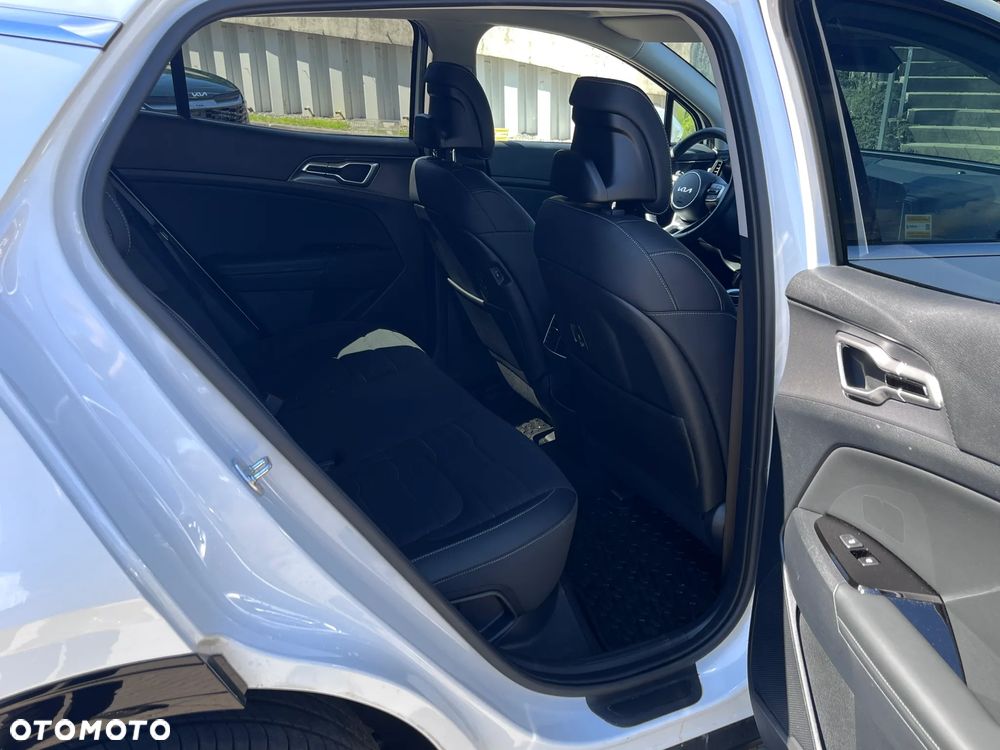 Kia Sportage 1.6 T-GDI PHEV Business Line 4WD - 15