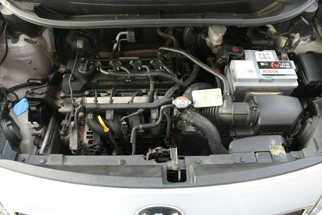 Kia Rio 1.2 XL - 33