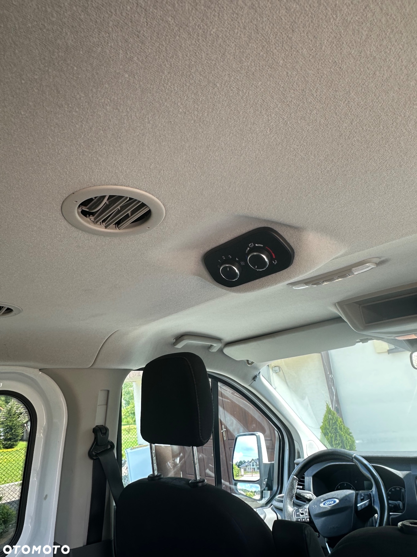 Ford Transit Custom 310 L2H1 Limited - 10