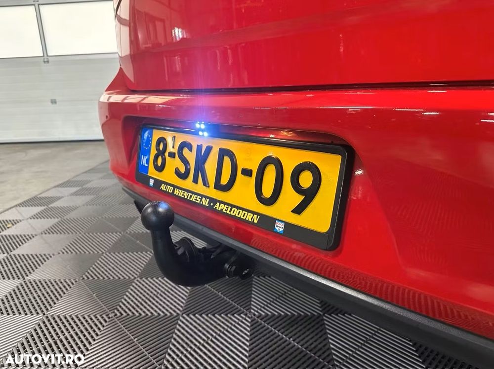 Volkswagen Golf 1.4 TSI ACT BlueMotion Technology DSG Highline - 21