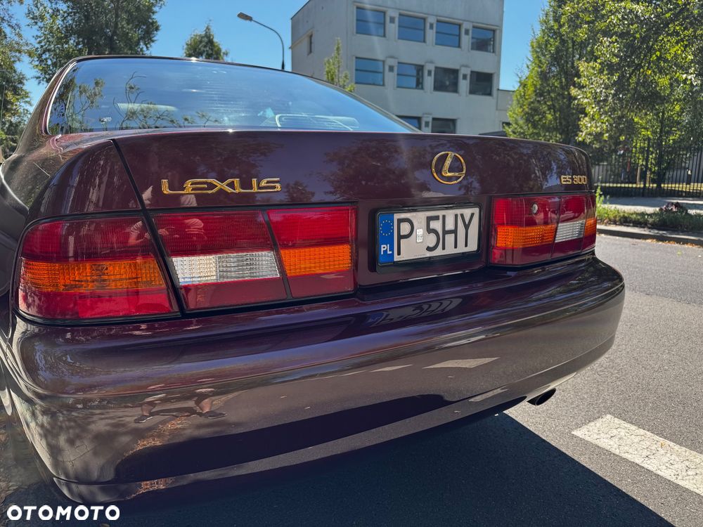 Lexus ES - 33