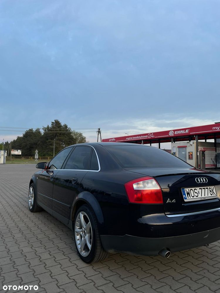 Audi A4 Limousine 1.8T - 10
