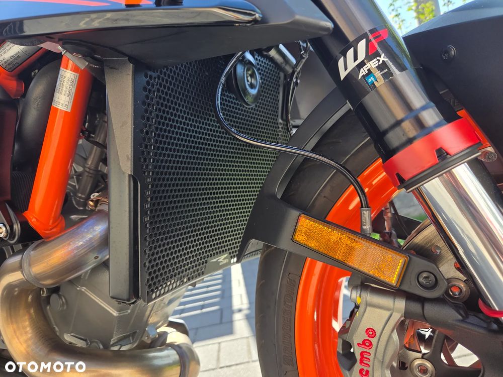 KTM Super Duke - 15