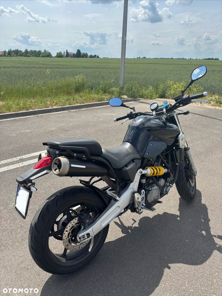 Yamaha MT - 4