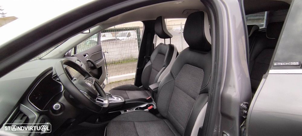 Renault Captur 1.6 E-Tech Plug-In Intens - 12