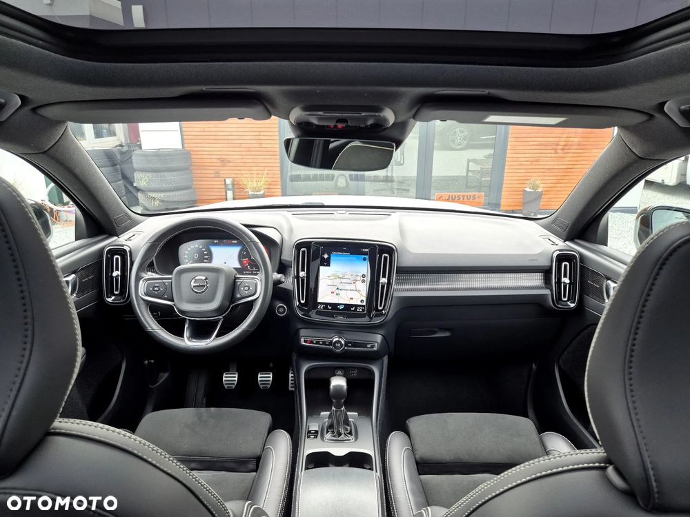 Volvo XC 40 T3 R-Design - 17