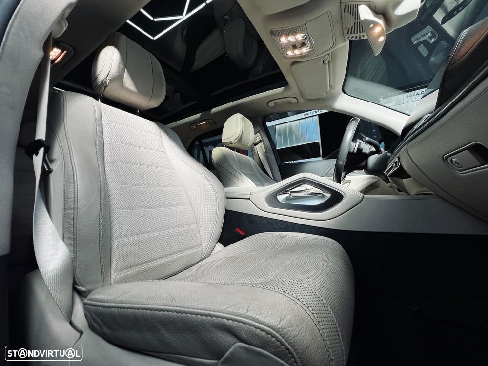 Mercedes-Benz GLE 400 d 4Matic 9G-TRONIC AMG Line - 45