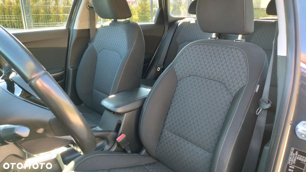 Kia Ceed 1.4 T-GDI M - 18