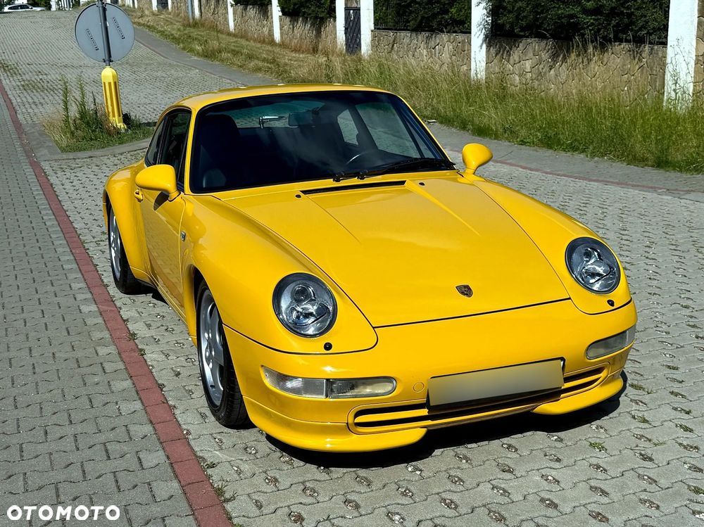 Porsche 911 Carrera - 4
