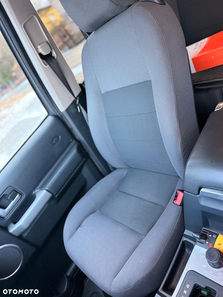 Land Rover Discovery TD V6 S - 14