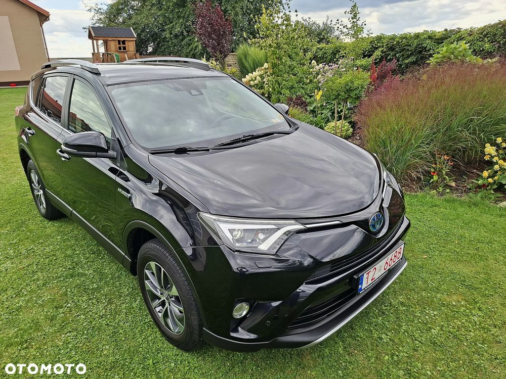Toyota RAV4 - 11