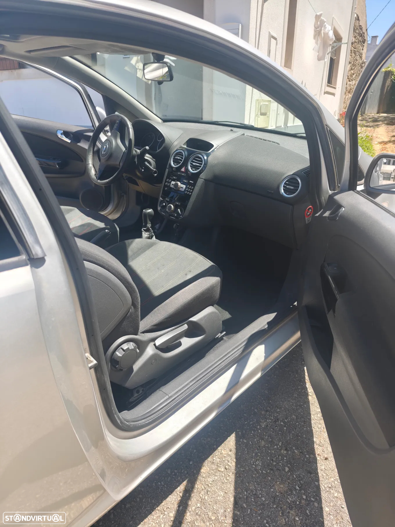 Opel Corsa 1.2 Street Edition - 12