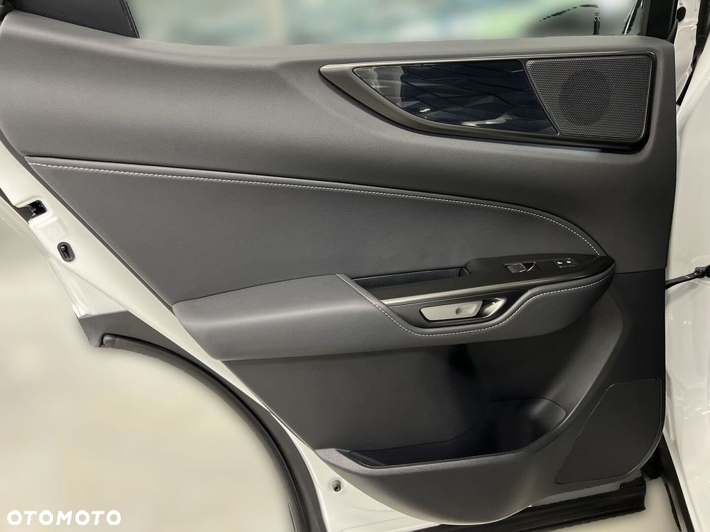 Lexus NX 350h Prestige 2WD - 24