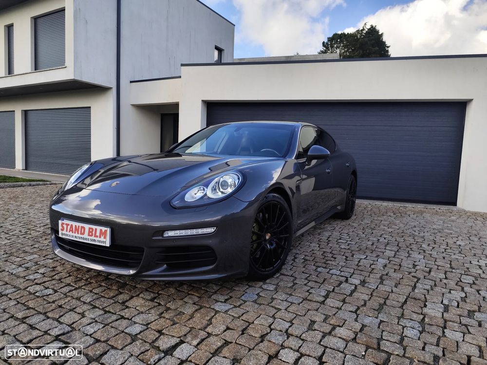 Porsche Panamera Platinum Edition - 1