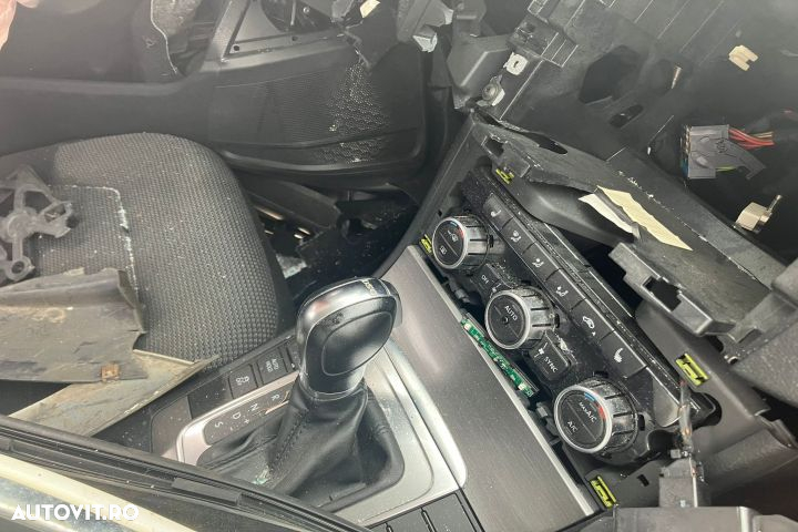Buton deschidere hayon din exterior COMBI Volkswagen VW Passat B7  [din 2010 pana  2015] seria Vari - 6