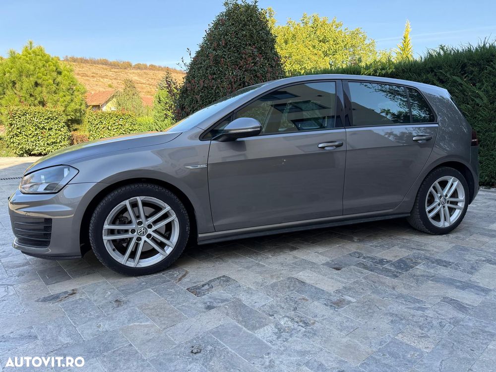 Volkswagen Golf 2015 photo 2