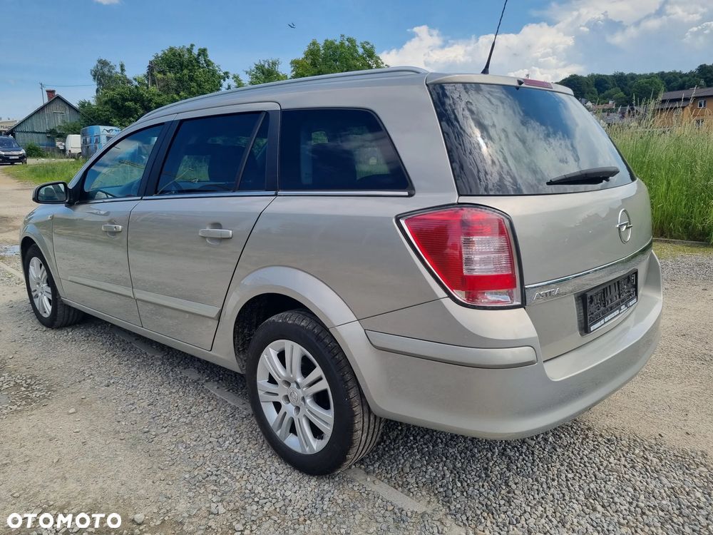 Opel Astra 1.6 Caravan Cosmo - 5